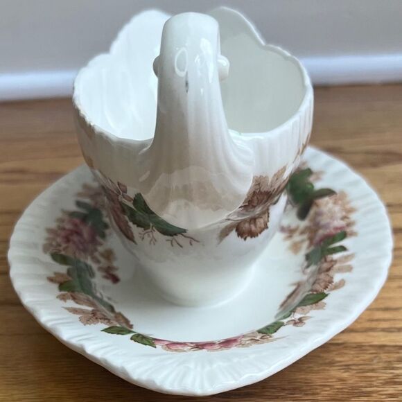 Vintage Wedgewood Wildbriar Gravy Sauce Boat With Attached Plate Barlaston - Picture 7 of 12